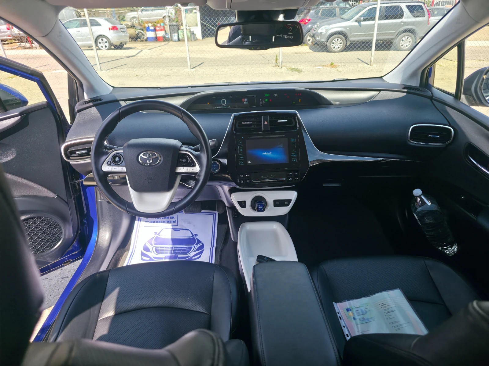 Toyota Prius 1.8 Hybride, снимка 11 - Автомобили и джипове - 55274499