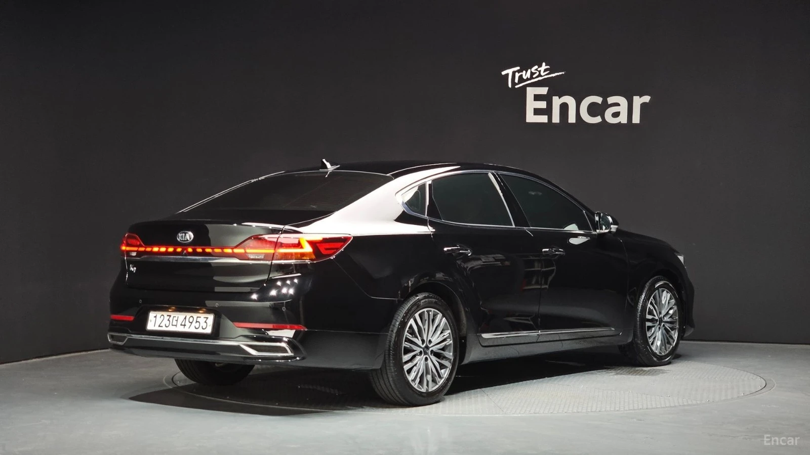 Kia K7 2.5GDi* X Edition* ПОДГРЕВ* ОБДУХВАНЕ* 360* , снимка 2 - Автомобили и джипове - 55465771