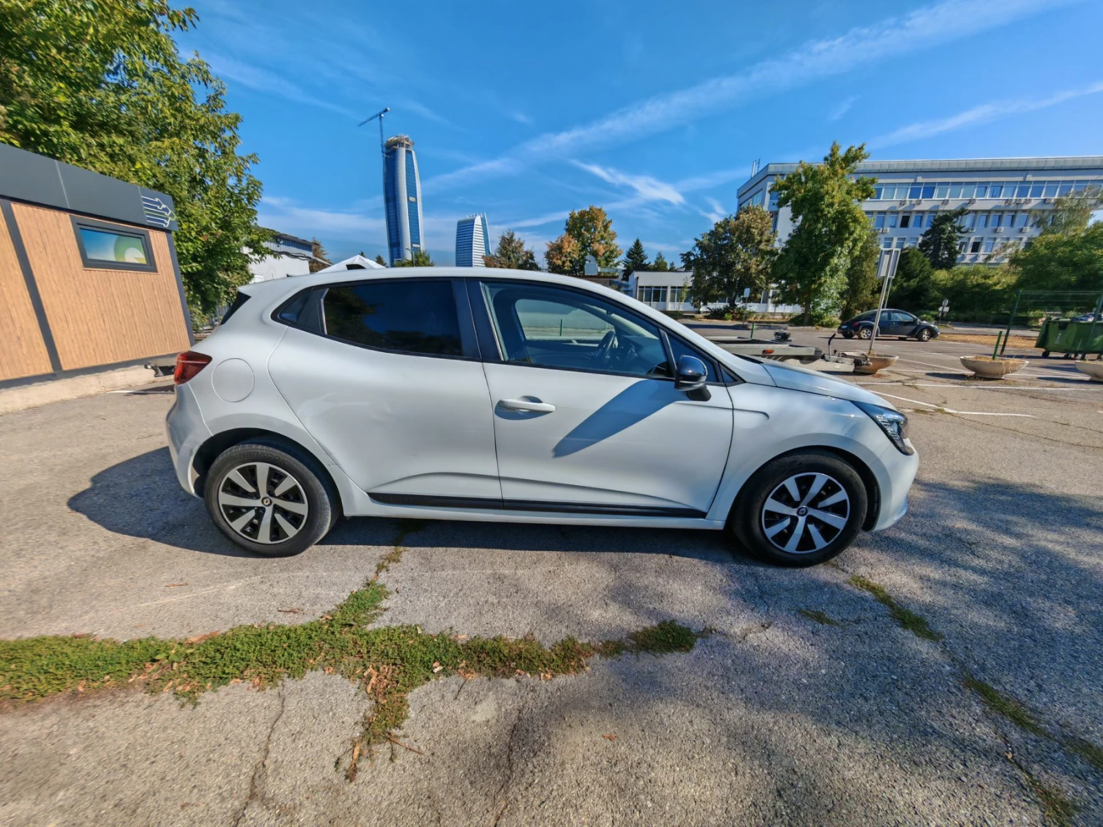 Renault Clio 999Евро за получаване, 1.0TCe EcoG ГАЗ, снимка 4 - Автомобили и джипове - 55938282