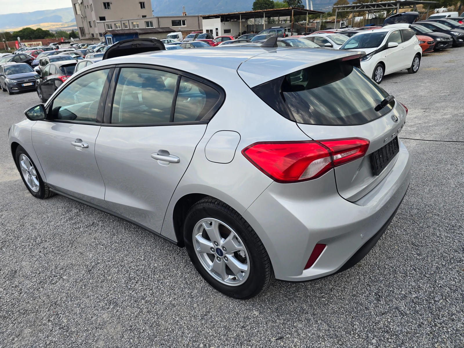 Ford Focus 1.5TDCI-95k.c-NAVI-EURO6 | Mobile.bg � ����������� 7