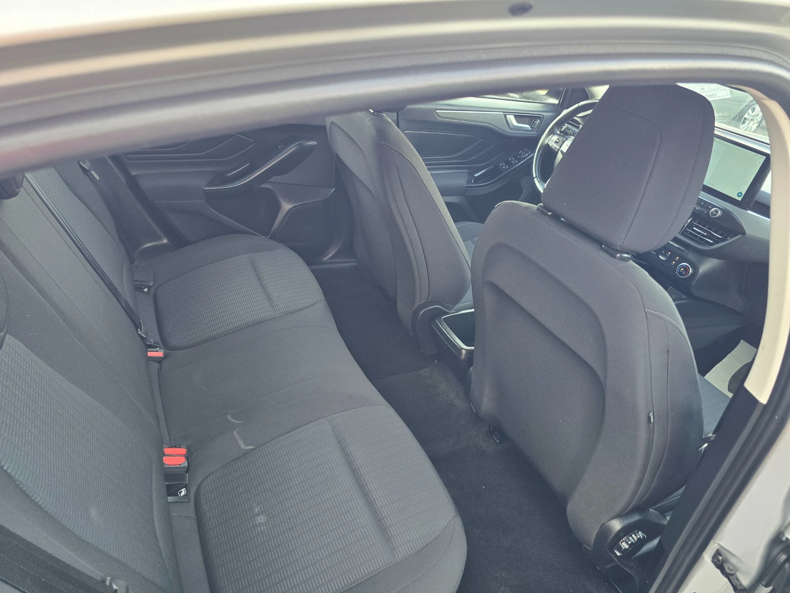 Ford Focus 1.5TDCI-95k.c-NAVI-EURO6 | Mobile.bg � ����������� 10