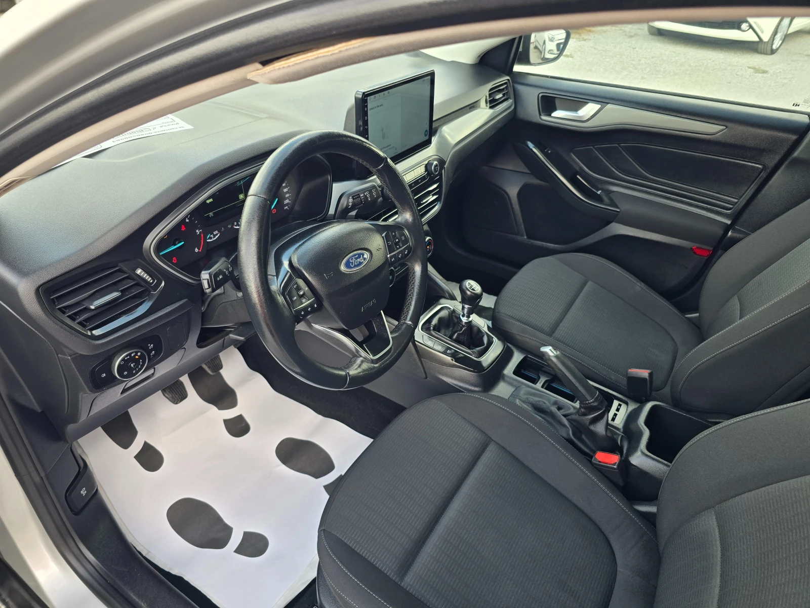 Ford Focus 1.5TDCI-95k.c-NAVI-EURO6 | Mobile.bg � ����������� 9