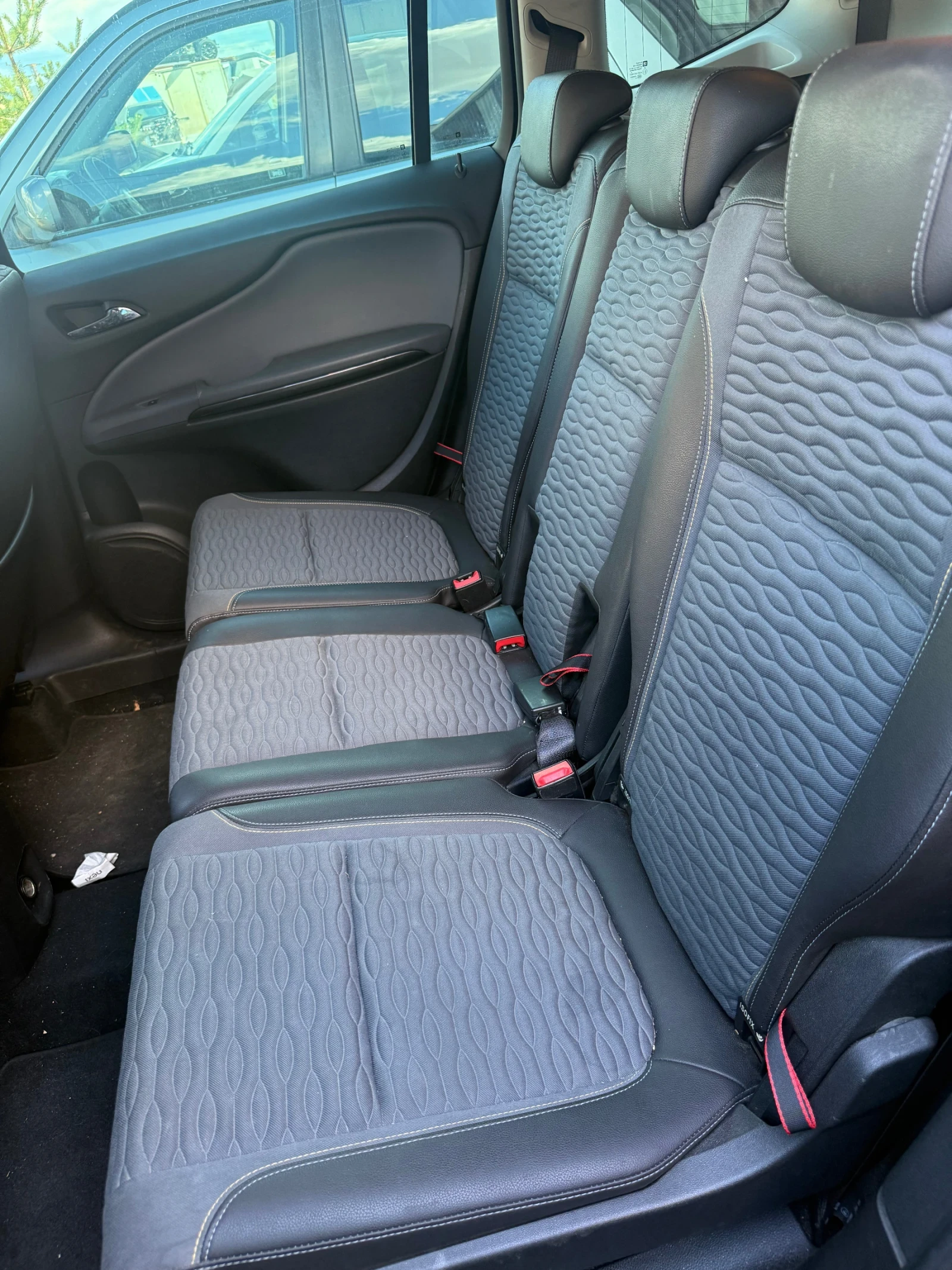 Opel Zafira 1.6i cosmo euro 6B, снимка 5 - Автомобили и джипове - 56243458