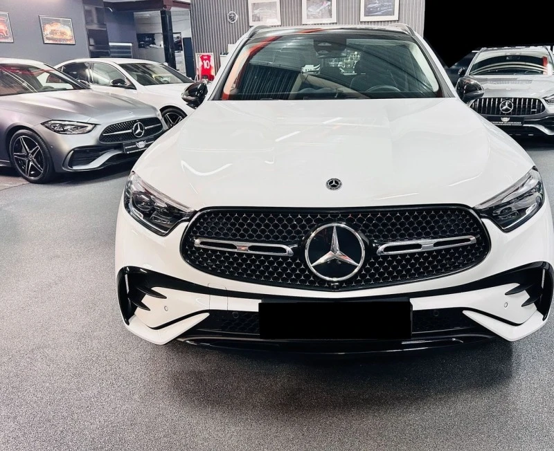 Mercedes-Benz GLC 220 * 4M* AMG* PANO* DIGITAL* BURMESTER* LED* , снимка 2 - Автомобили и джипове - 45324325