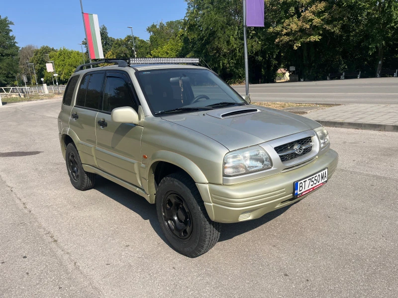 Suzuki Vitara Повдигнат* Обслужен* Ledbar, снимка 1 - Автомобили и джипове - 46643756