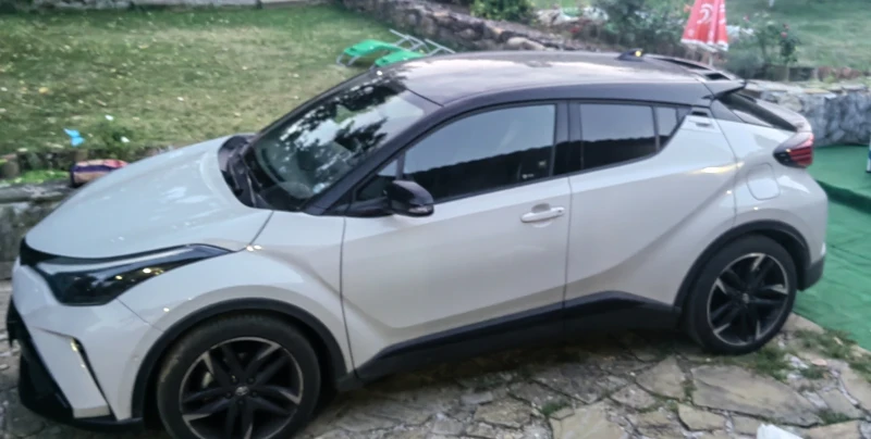 Toyota C-HR Sport 184 кс., снимка 3 - Автомобили и джипове - 52450526