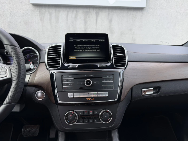 Mercedes-Benz GLS 350 d 4MATIC AMG, снимка 16 - Автомобили и джипове - 52554051