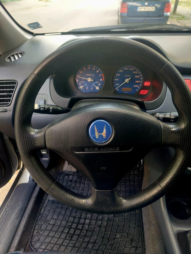 Honda Hr-v 1.6 i, снимка 11 - Автомобили и джипове - 52926193