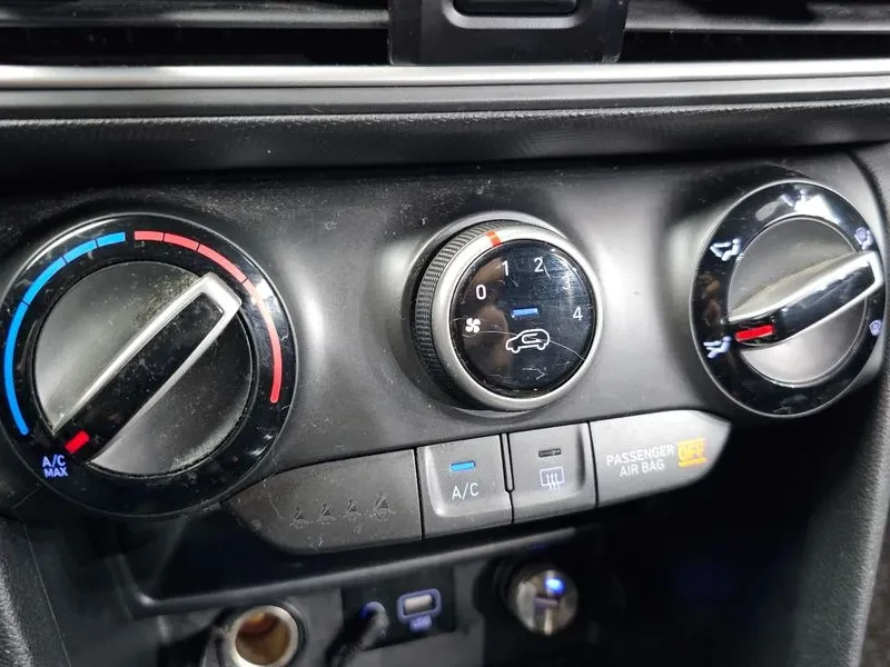 Hyundai Kona 1.6D - САМО 30% АВАНС, снимка 17 - Автомобили и джипове - 56028347