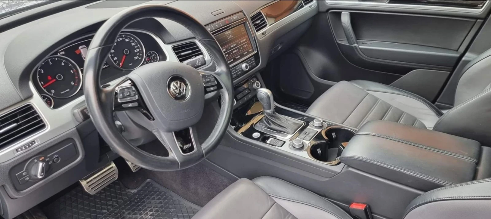 VW Touareg R-line, 88000 км.Порше Изток - изображение 9