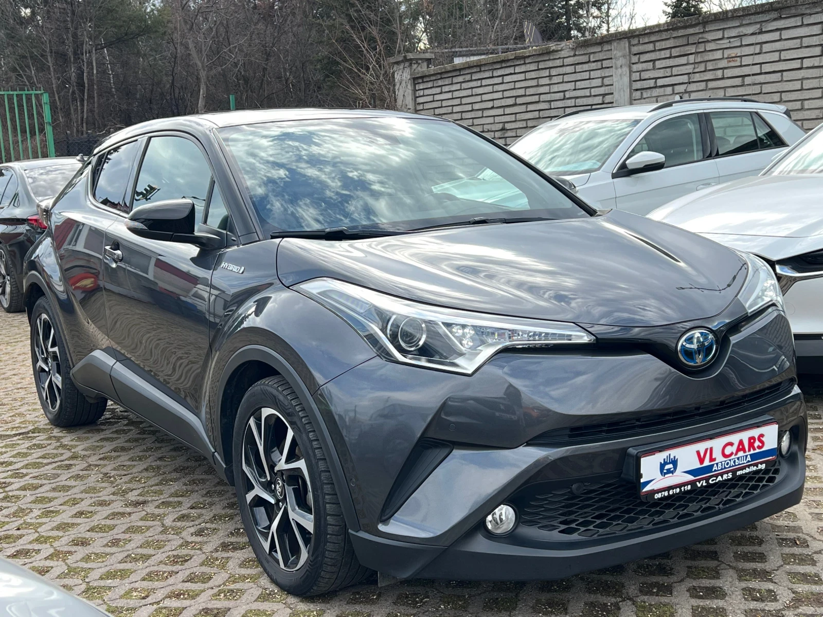 Toyota C-HR HYBRID  - изображение 3