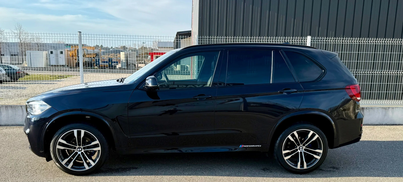 BMW X5 35i PACK M XDRIVE - изображение 4