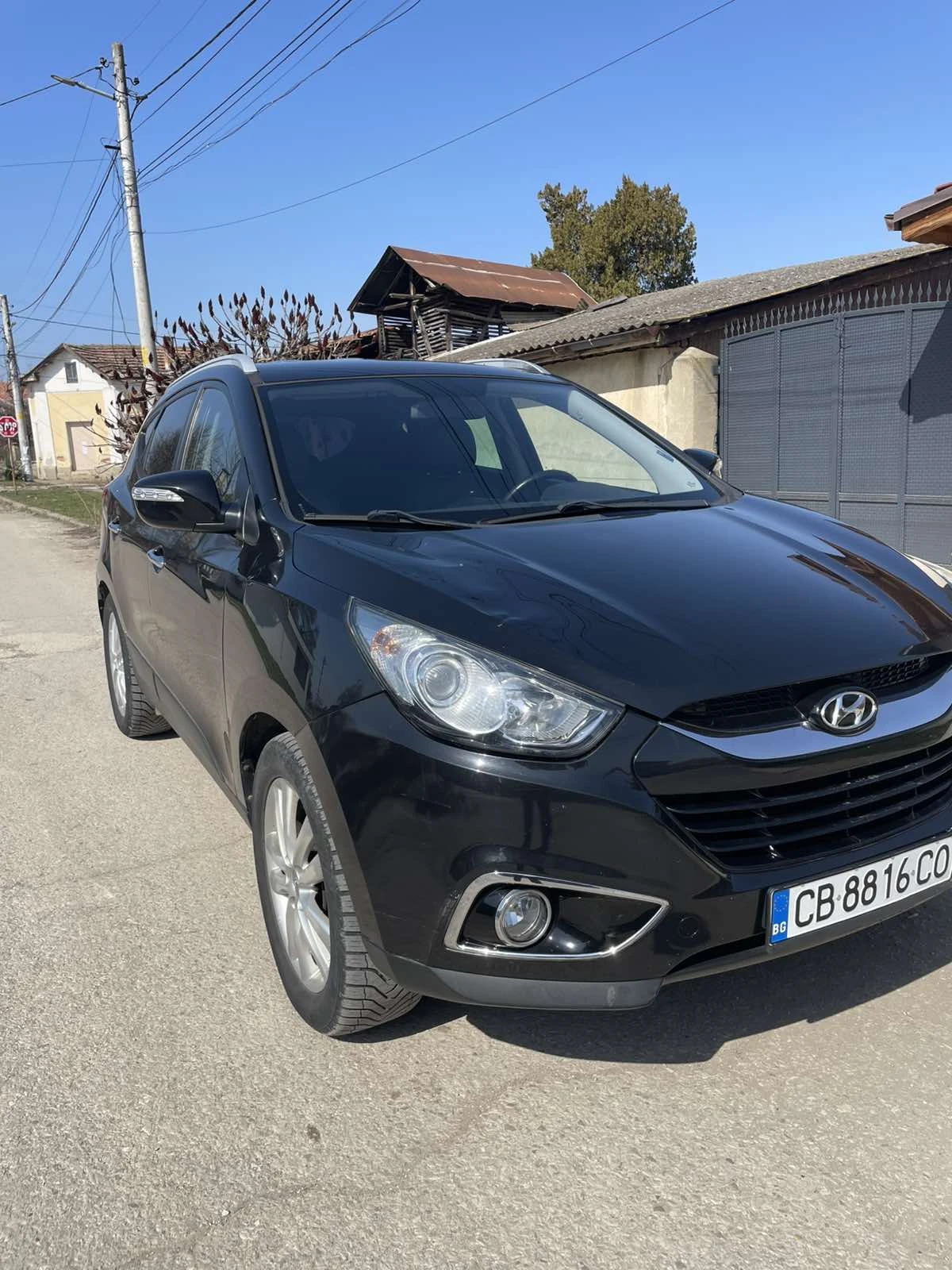 Hyundai IX35 2.0 CRDi, снимка 2 - Автомобили и джипове - 51661911