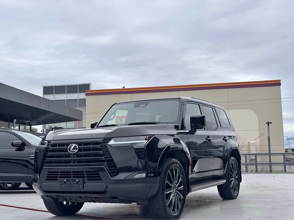 Lexus GX 550 С РЕГИСТРАЦИЯ & АВТО КРЕДИТ, снимка 2 - Автомобили и джипове - 53888742