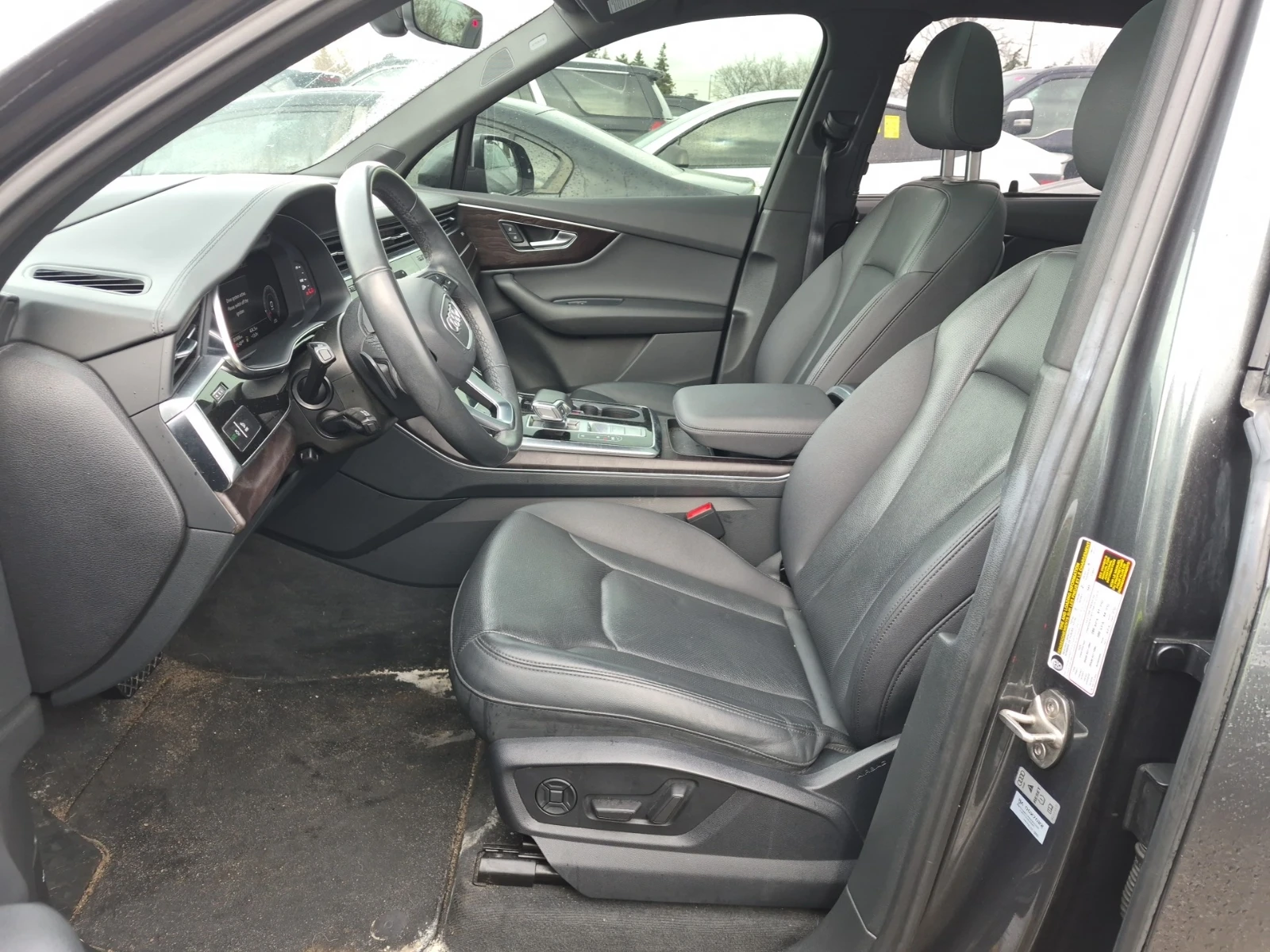 Audi Q7 3.0 Technik Quattro, снимка 5 - Автомобили и джипове - 54201307