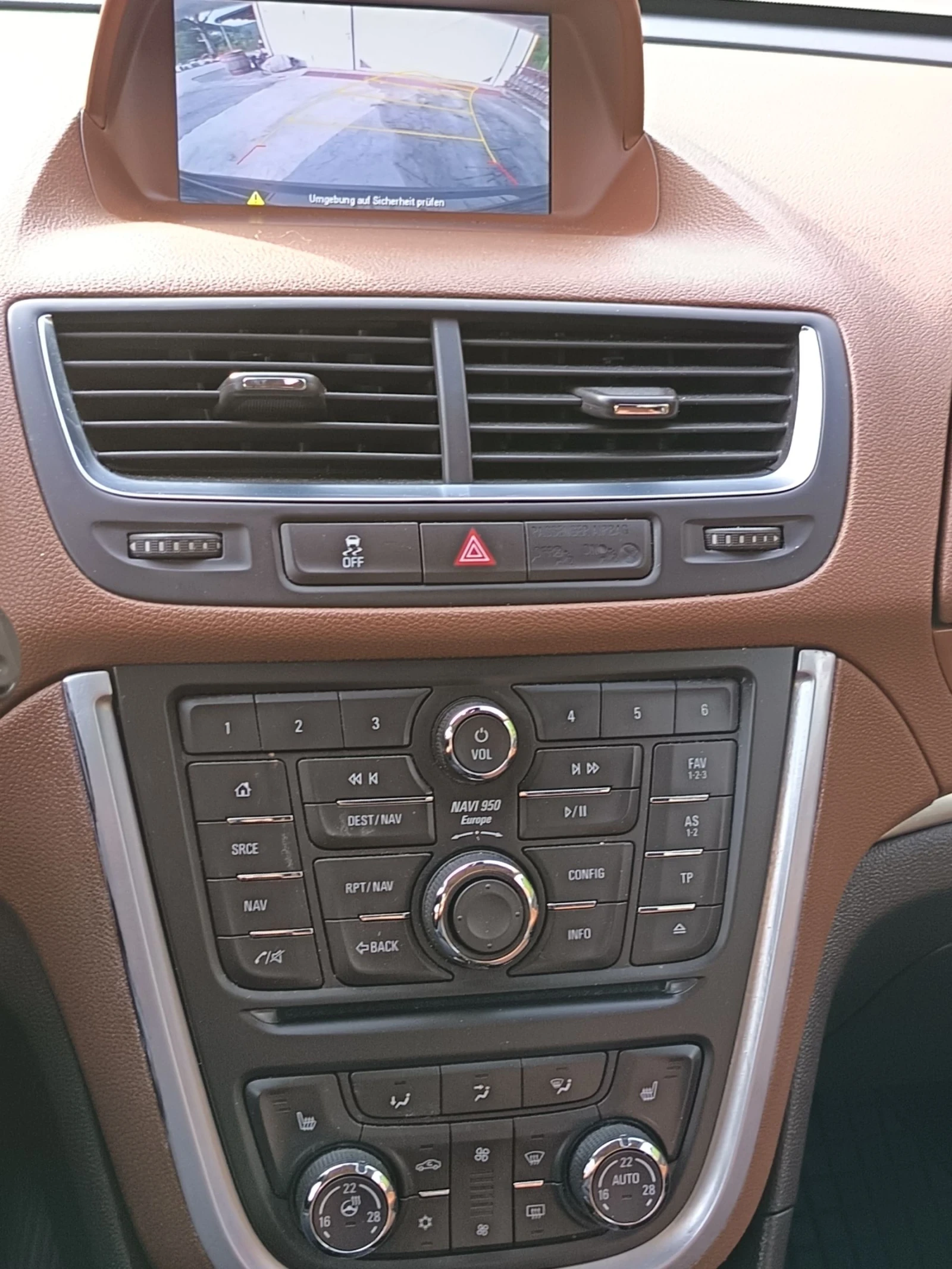 Opel Mokka 1.6, снимка 8 - Автомобили и джипове - 54359262