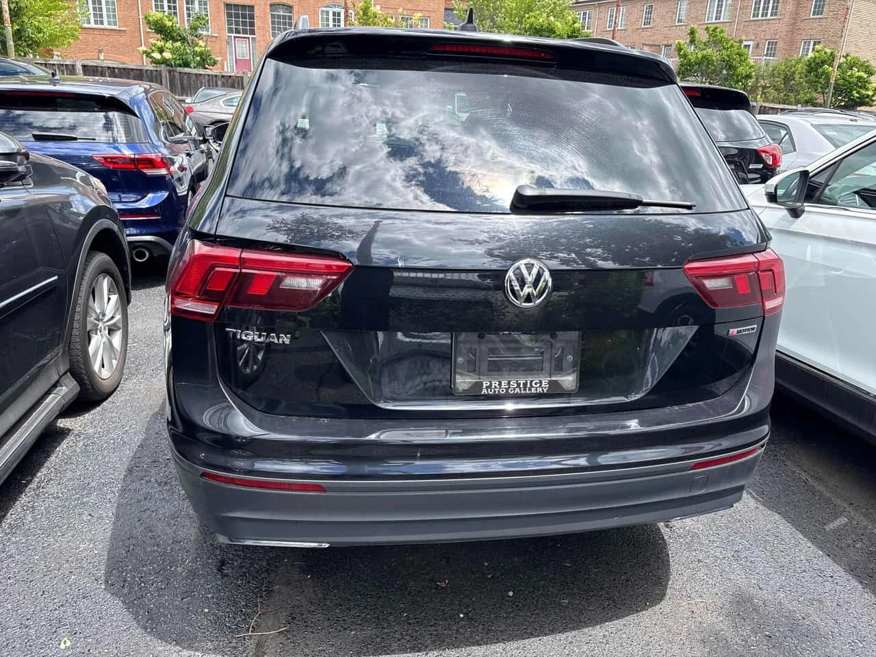 VW Tiguan * 4MOTION * CARFAX * БЕЗ ПЪРВОНАЧАЛНА ВНОСКА, снимка 4 - Автомобили и джипове - 54918810