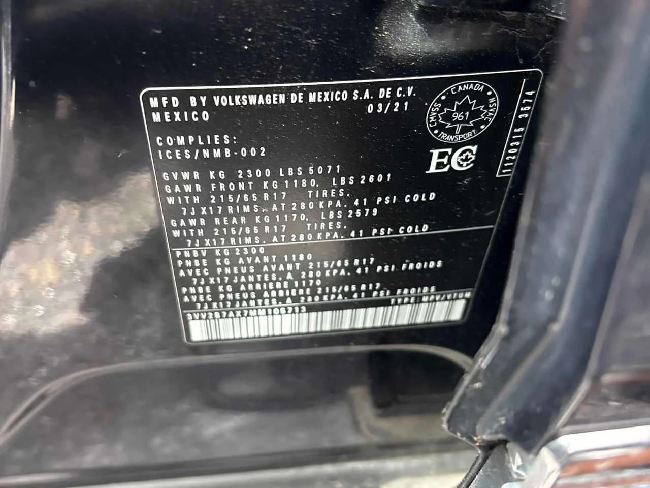VW Tiguan * 4MOTION * CARFAX * БЕЗ ПЪРВОНАЧАЛНА ВНОСКА, снимка 11 - Автомобили и джипове - 54918810