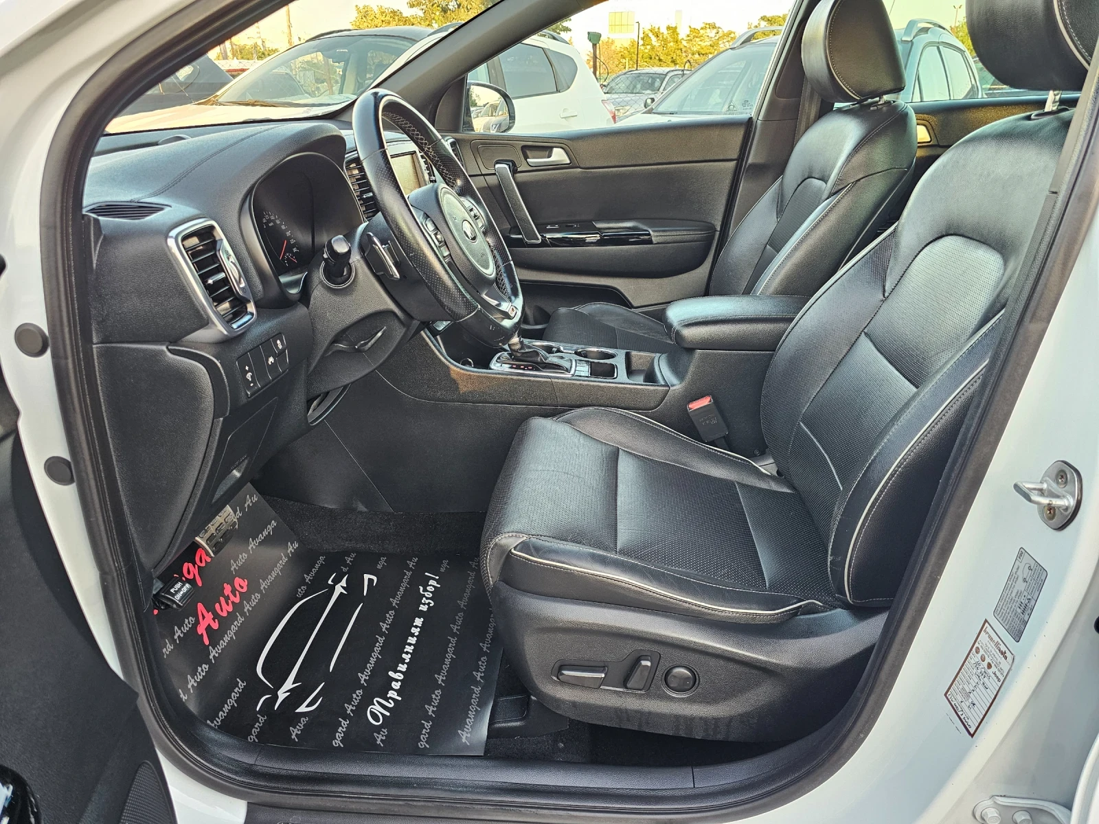 Kia Sportage 2.0CRDI, 185к.с., 4х4, GT-Line , снимка 8 - Автомобили и джипове - 55631895