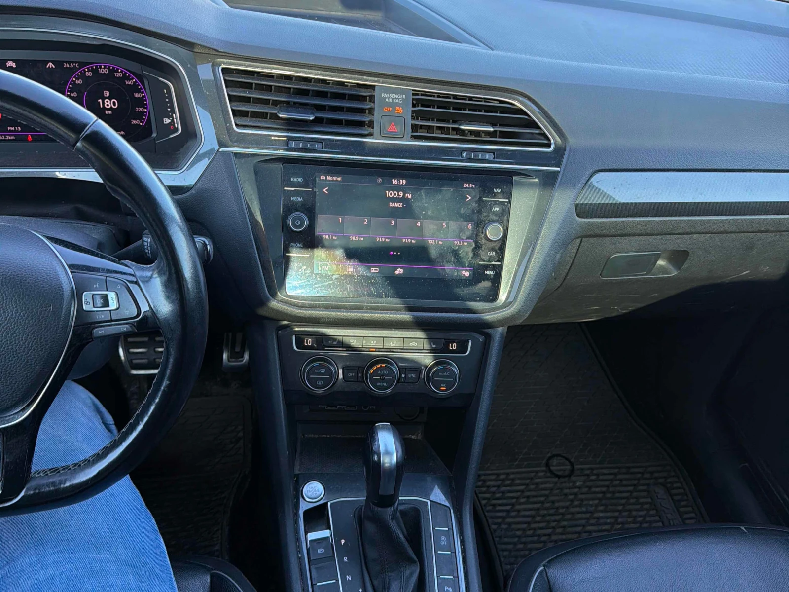 VW Tiguan * Highline * CARFAX * БЕЗ ПЪРВОНАЧАЛНА ВНОСКА, снимка 9 - Автомобили и джипове - 56089986