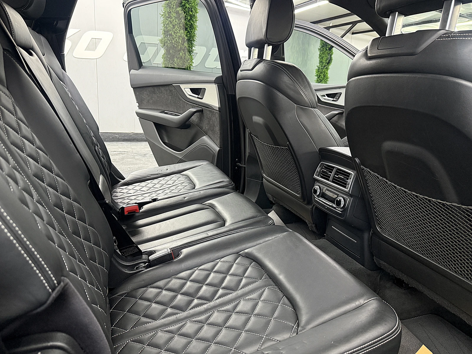 Audi Q7 S-Line+ + + /FUL LED/KeulessGo/СОБСТВЕН ЛИЗИНГ, снимка 9 - Автомобили и джипове - 56210311