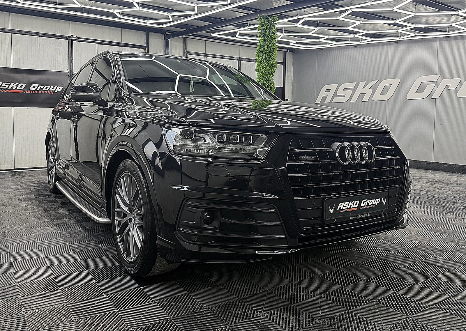 Audi Q7 S-Line+ + + /FUL LED/KeulessGo/СОБСТВЕН ЛИЗИНГ, снимка 3 - Автомобили и джипове - 56210311