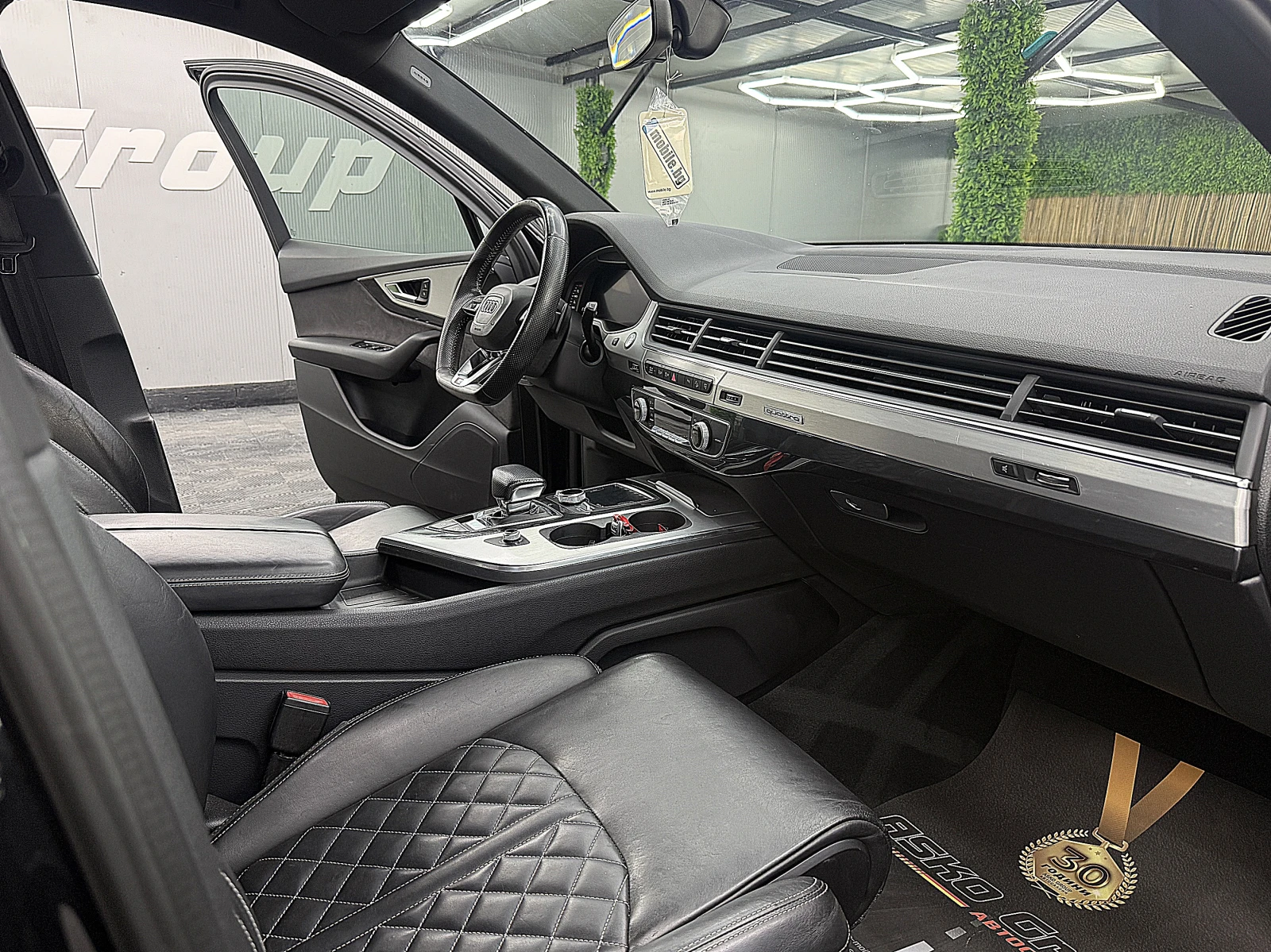 Audi Q7 S-Line+ + + /FUL LED/KeulessGo/СОБСТВЕН ЛИЗИНГ, снимка 10 - Автомобили и джипове - 56210311