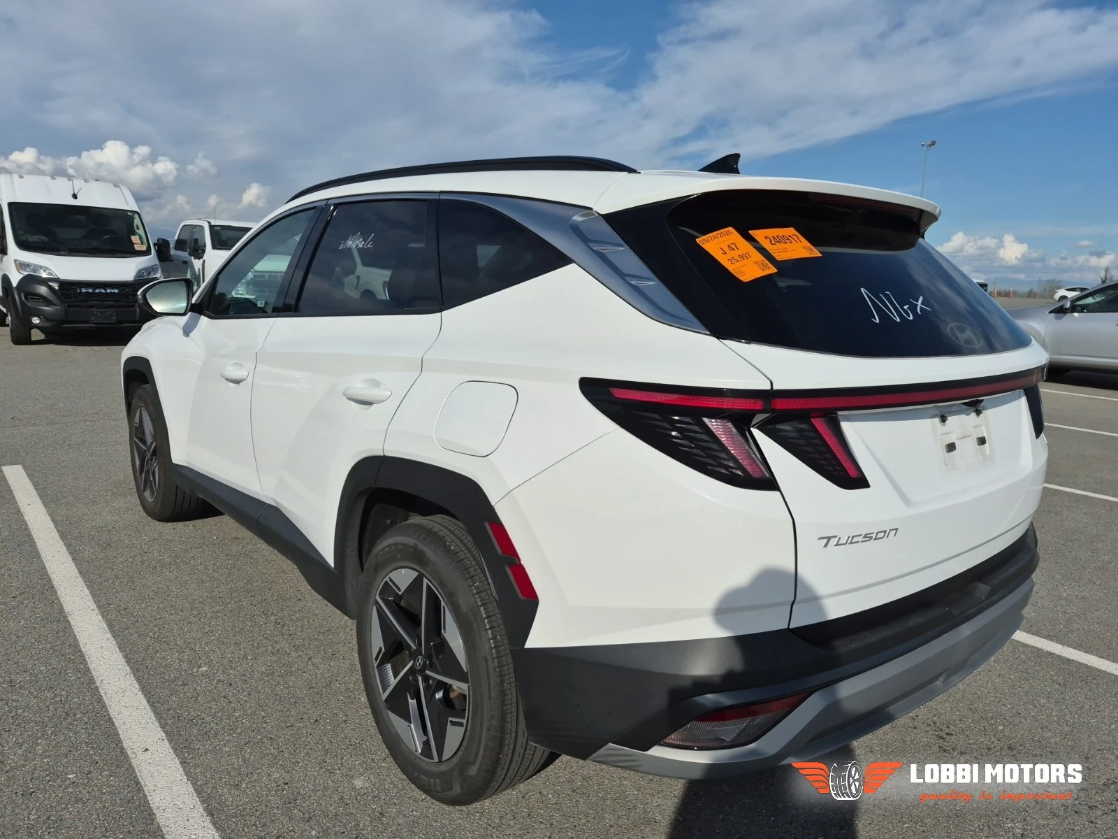 Hyundai Tucson, снимка 4 - Автомобили и джипове - 56295862