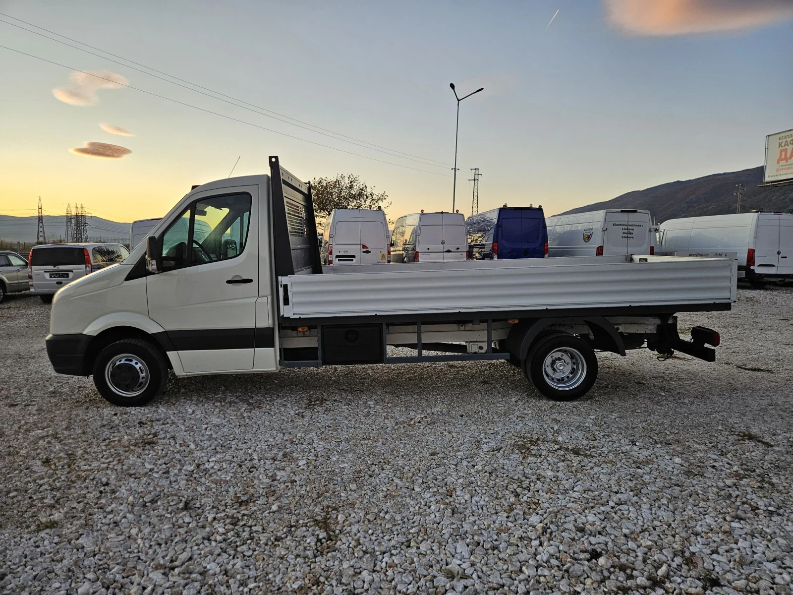 VW Crafter 2.5 TDI, Клима, До 3.5 тона - изображение 2