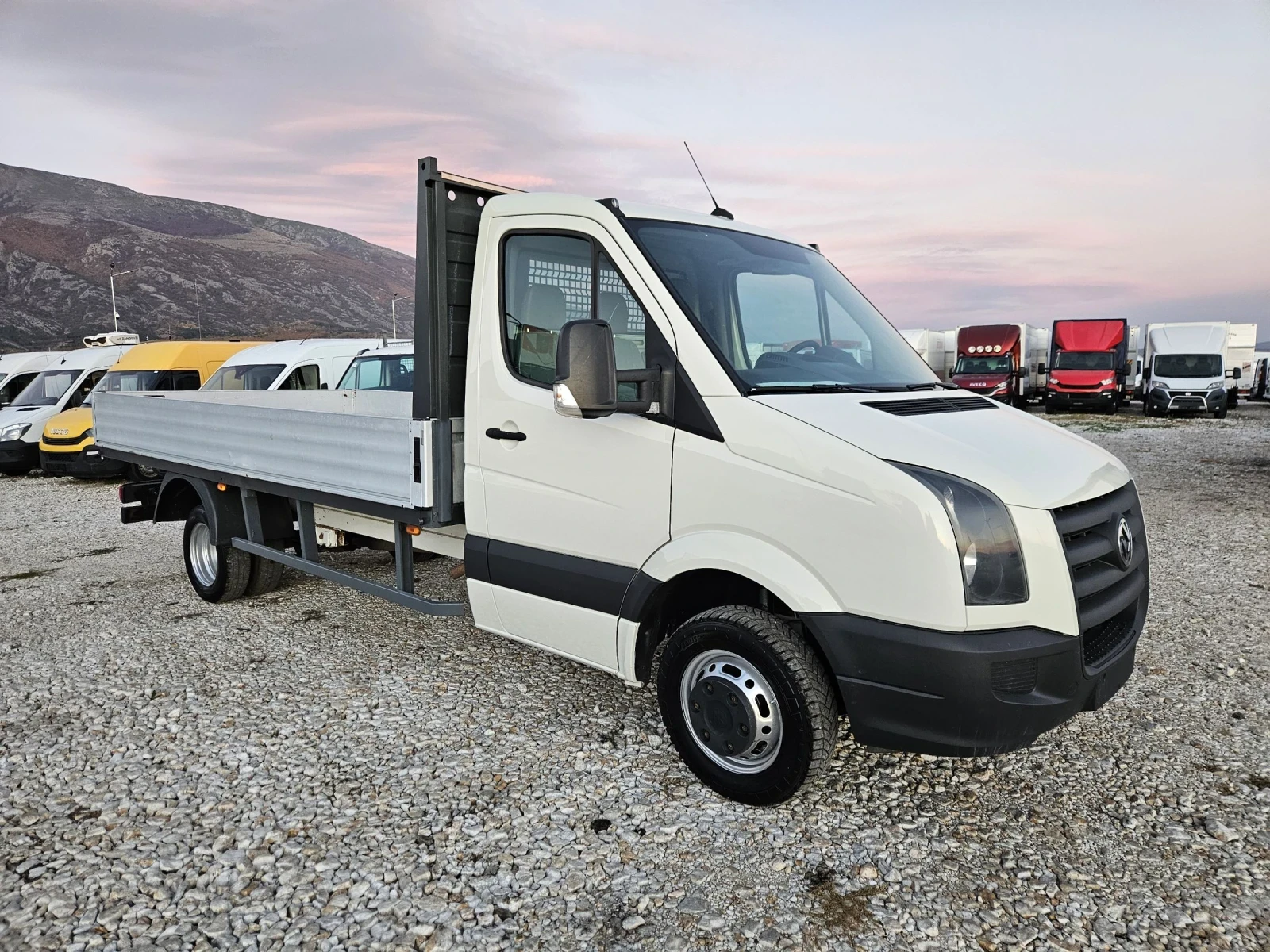 VW Crafter 2.5 TDI, Клима, До 3.5 тона - изображение 7