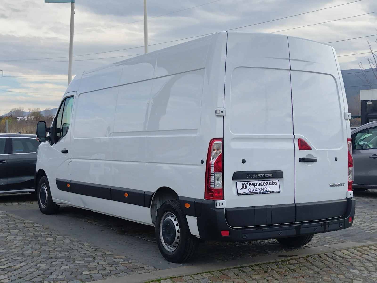 Renault Master L3H2 2.3dCi 135к.с. - изображение 7