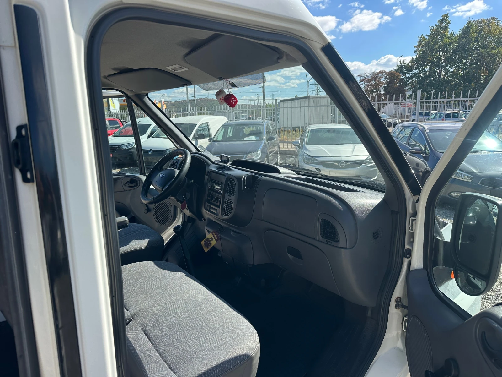 Ford Transit 2.0TD 85kc, снимка 14 - Бусове и автобуси - 56375680