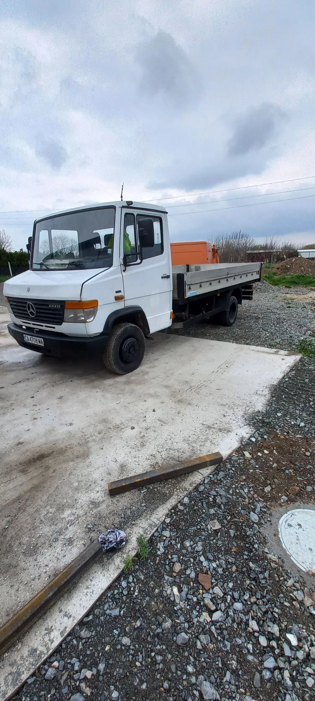 Mercedes-Benz 614 Варио, снимка 3 - Камиони - 54132965