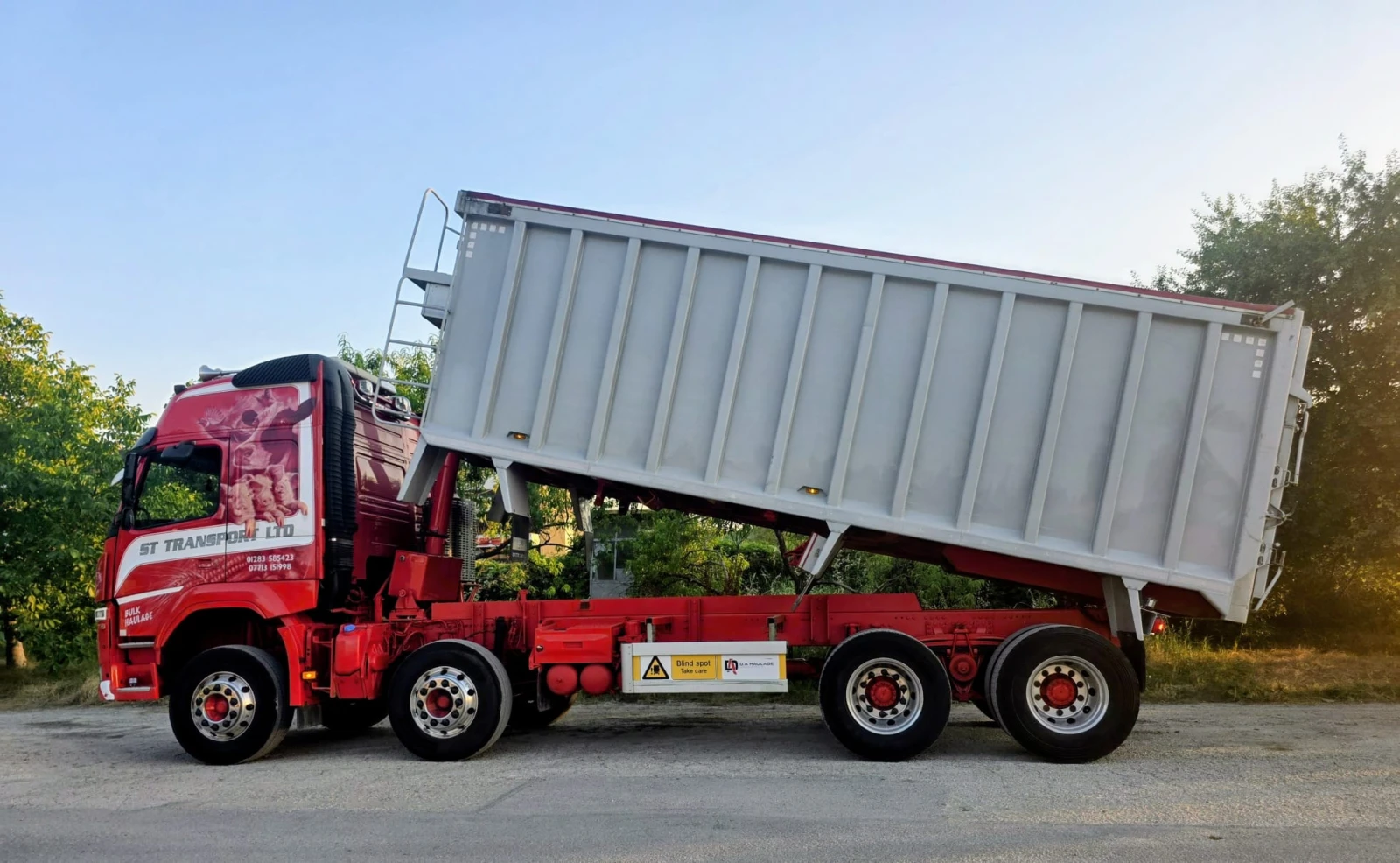Volvo Fm 8x4  ЗЪРНОВОЗ , снимка 3 - Камиони - 54887422