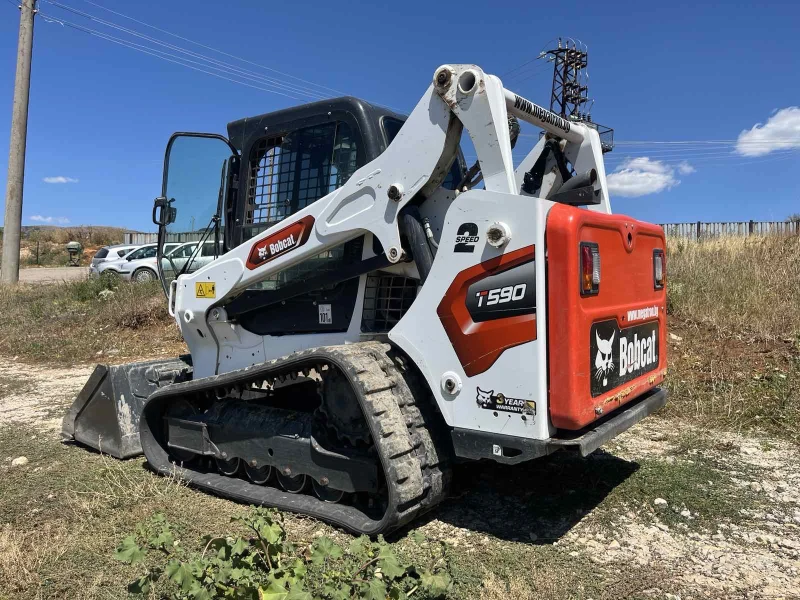 Мини челни товарачи Bobcat T590, снимка 15 - Индустриална техника - 47613208