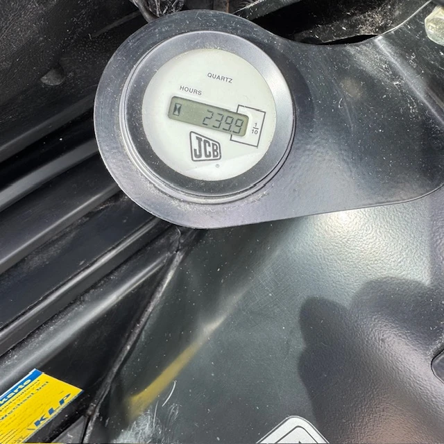 Мини челни товарачи JCB 155, снимка 8 - Индустриална техника - 54218852