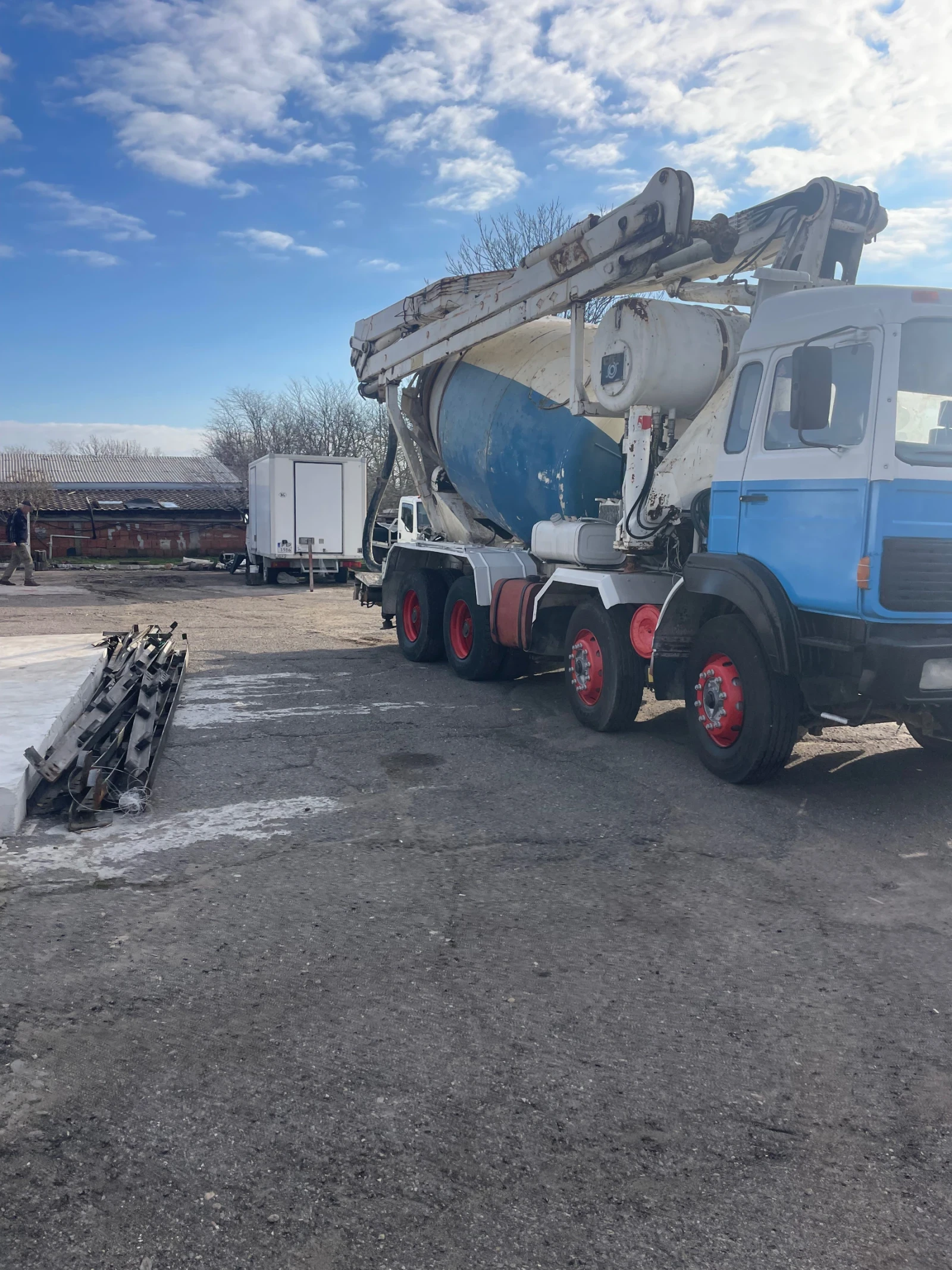 Бетон миксер Renault, снимка 9 - Индустриална техника - 53945743