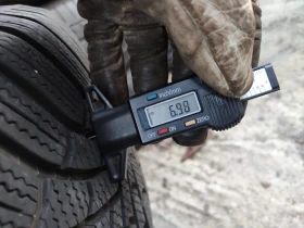 Гуми Зимни 235/55R17, снимка 7