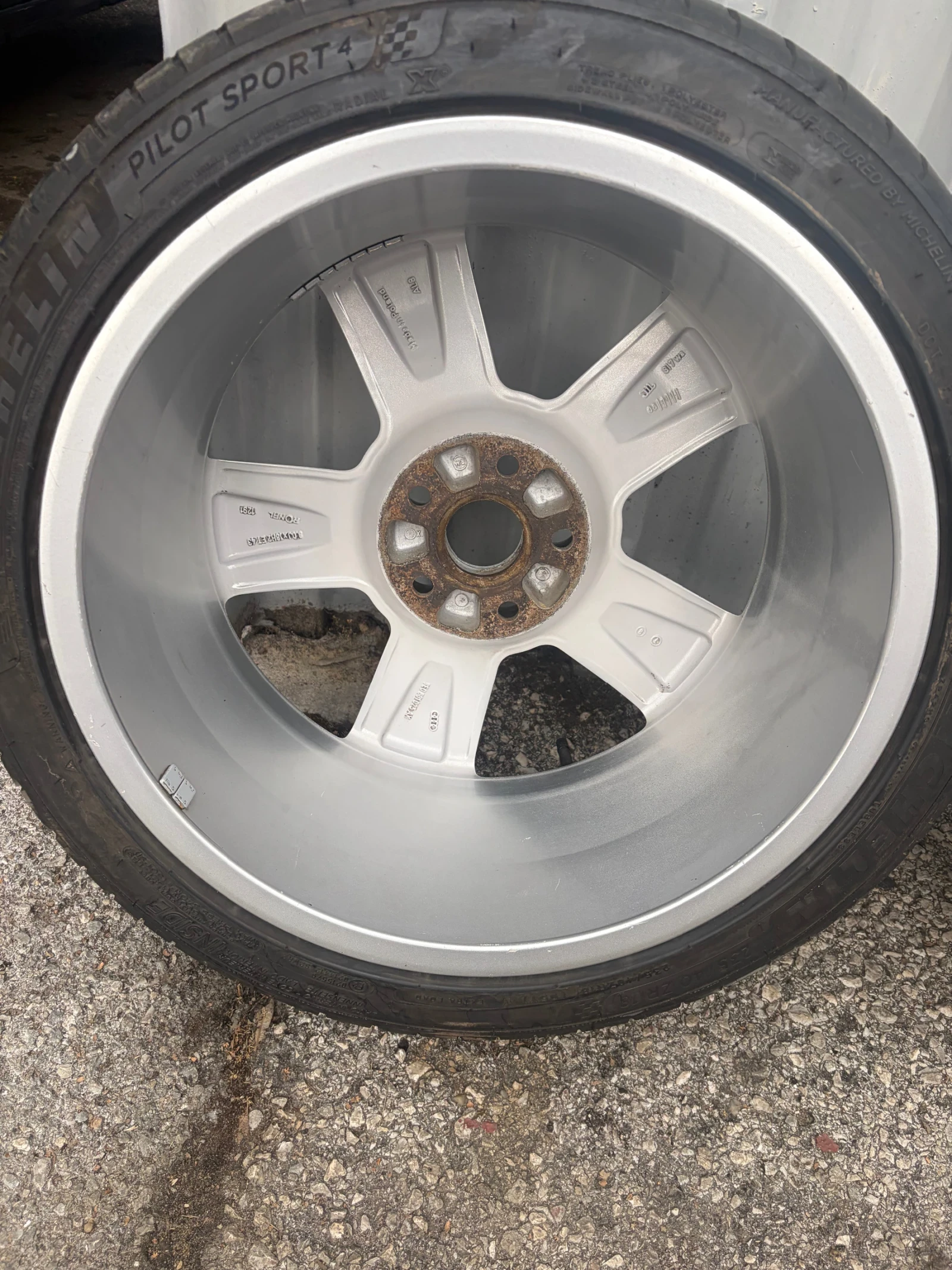 Гуми с джанти Michelin 235/40R18, снимка 12 - Гуми и джанти - 53997692