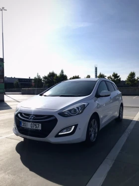 Hyundai I30 1.6 CRDI 16V 110 k.c.Automat-Weekend , снимка 2