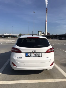 Hyundai I30 1.6 CRDI 16V 110 k.c.Automat-Weekend , снимка 6