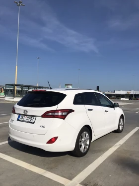 Hyundai I30 1.6 CRDI 16V 110 k.c.Automat-Weekend , снимка 3