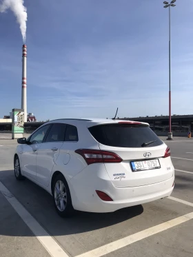 Hyundai I30 1.6 CRDI 16V 110 k.c.Automat-Weekend , снимка 4