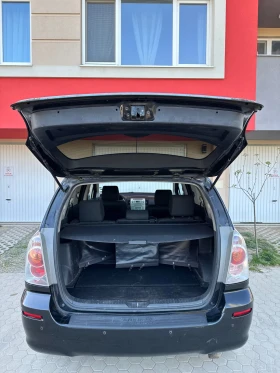 Toyota Corolla verso 2.2 D4D / Регистрирана  | Auto.bg — изображение 5