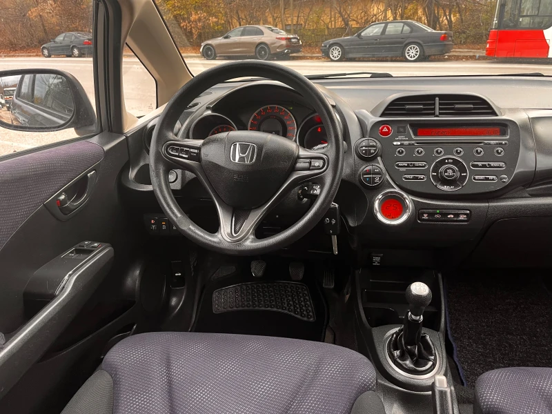 Honda Jazz 1.2 COMFORT, снимка 13 - Автомобили и джипове - 48041375