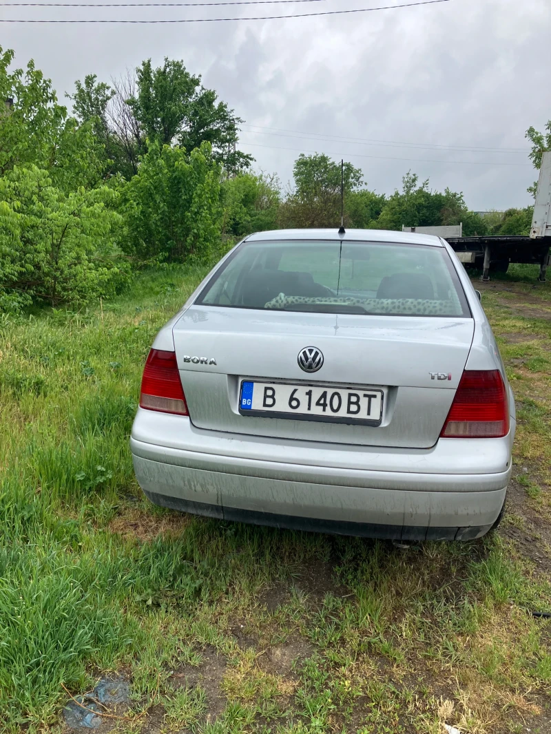 VW Bora, снимка 4 - Автомобили и джипове - 48284888