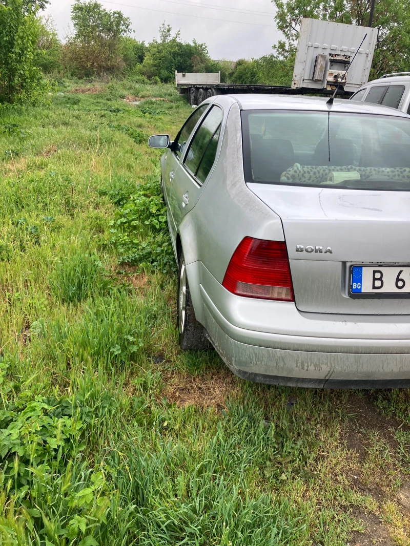 VW Bora, снимка 3 - Автомобили и джипове - 48284888