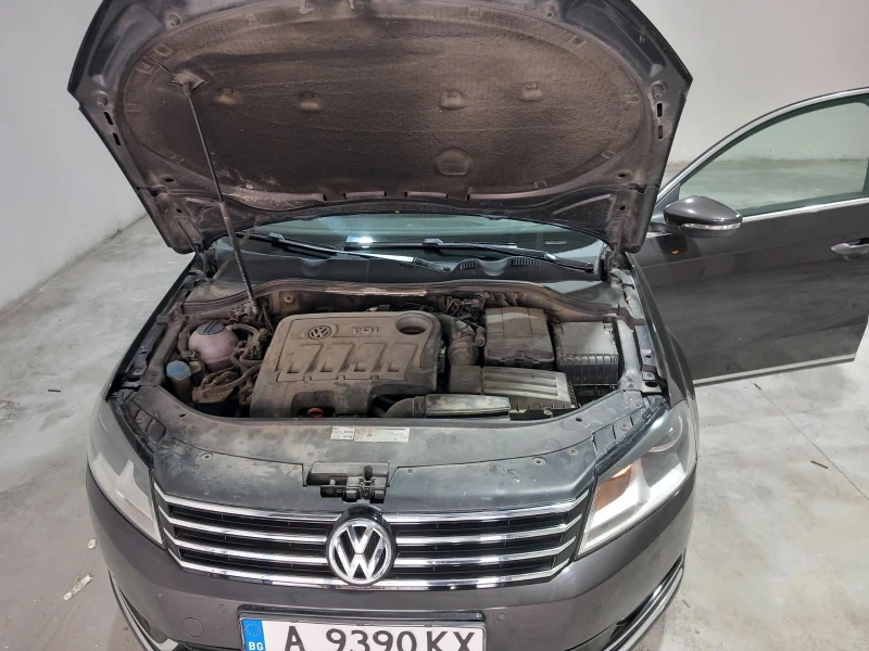 VW Passat, снимка 8 - Автомобили и джипове - 48321562