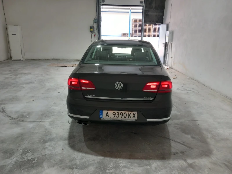 VW Passat, снимка 6 - Автомобили и джипове - 48321562