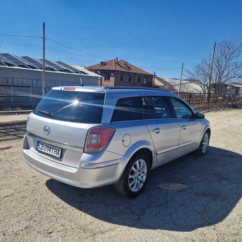 Opel Astra, снимка 4 - Автомобили и джипове - 49609463